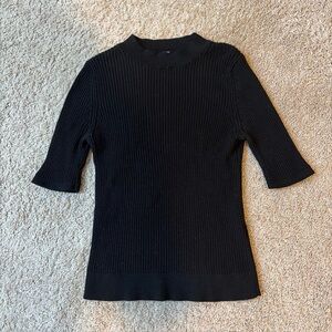 Womens Uniqlo Black 100% Wool Mock Neck Short Sleeve Sweater Size Medium